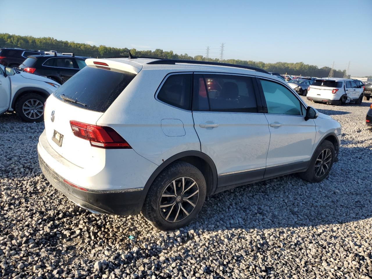 2021 Volkswagen Tiguan Se - Image 3