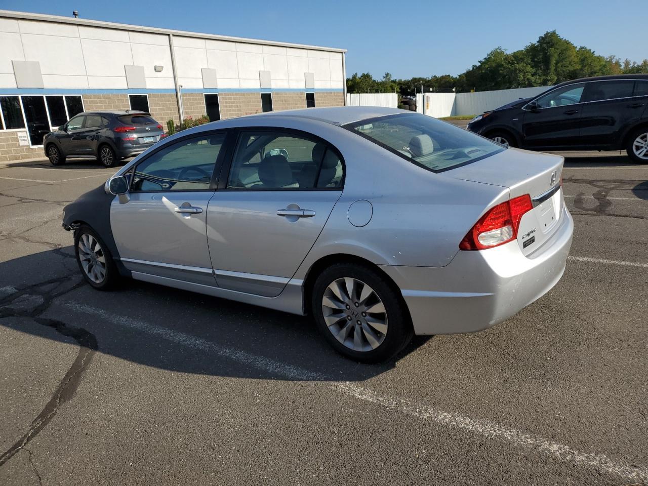 2010 Honda Civic Ex - Фото 2
