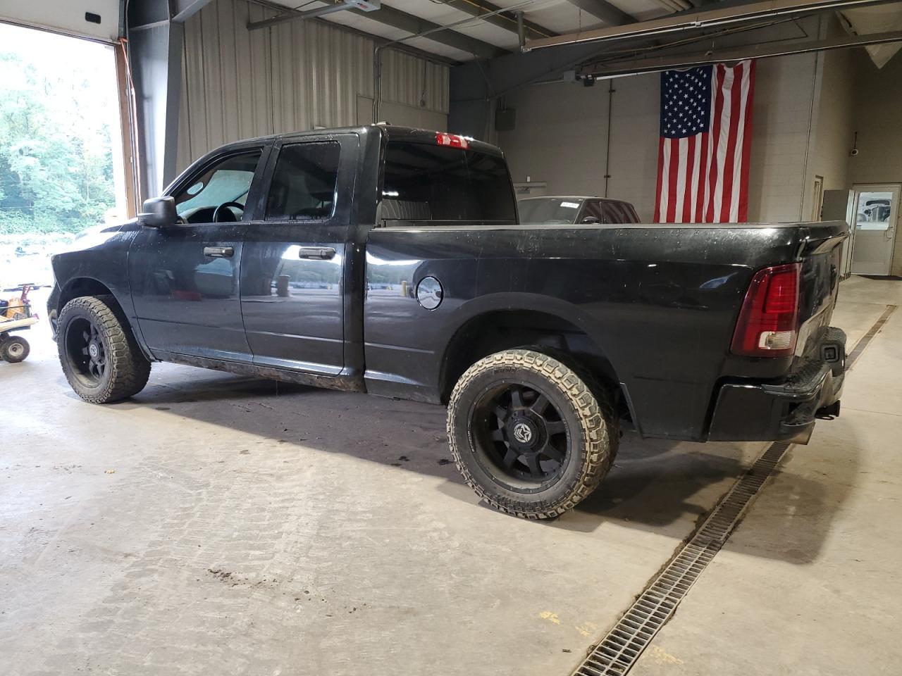 2015 Ram 1500 St - Image 2