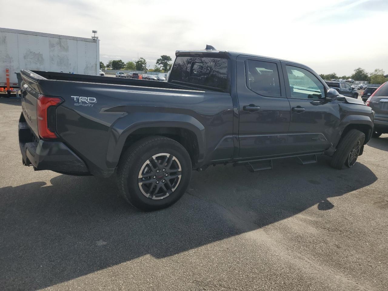 2025 Toyota Tacoma Double Cab - Image 3