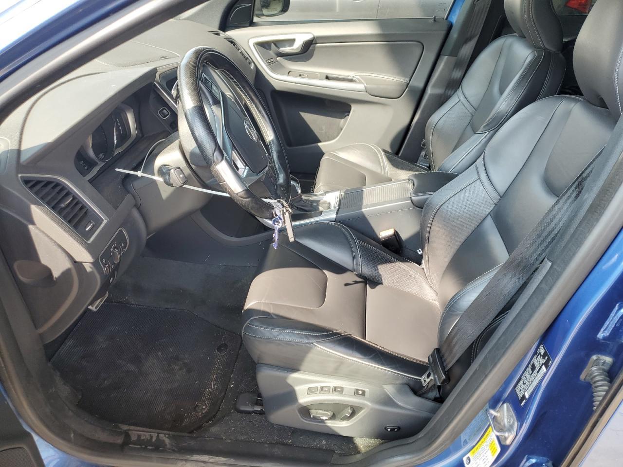 2017 Volvo Xc60 T6 R-Design Platinum - Фото 7