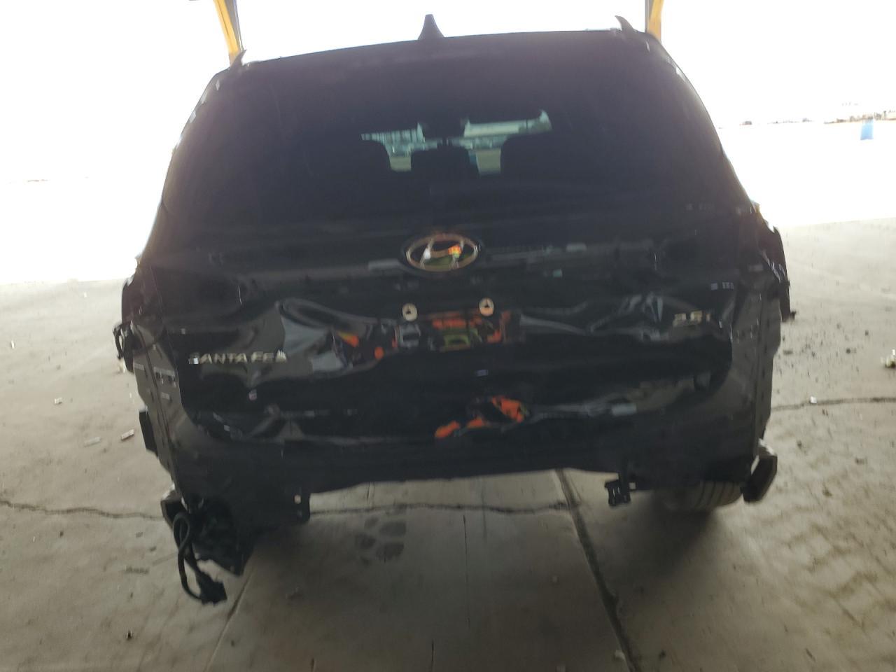 2022 Hyundai Santa Fe Limited - Image 6
