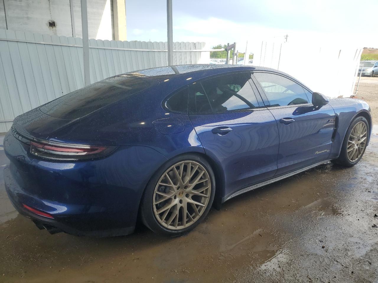 2020 Porsche Panamera Base - Image 3