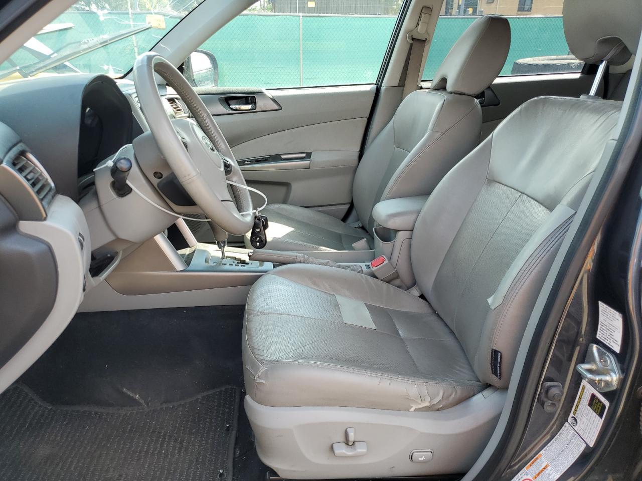 2011 Subaru Forester Touring - Фото 7