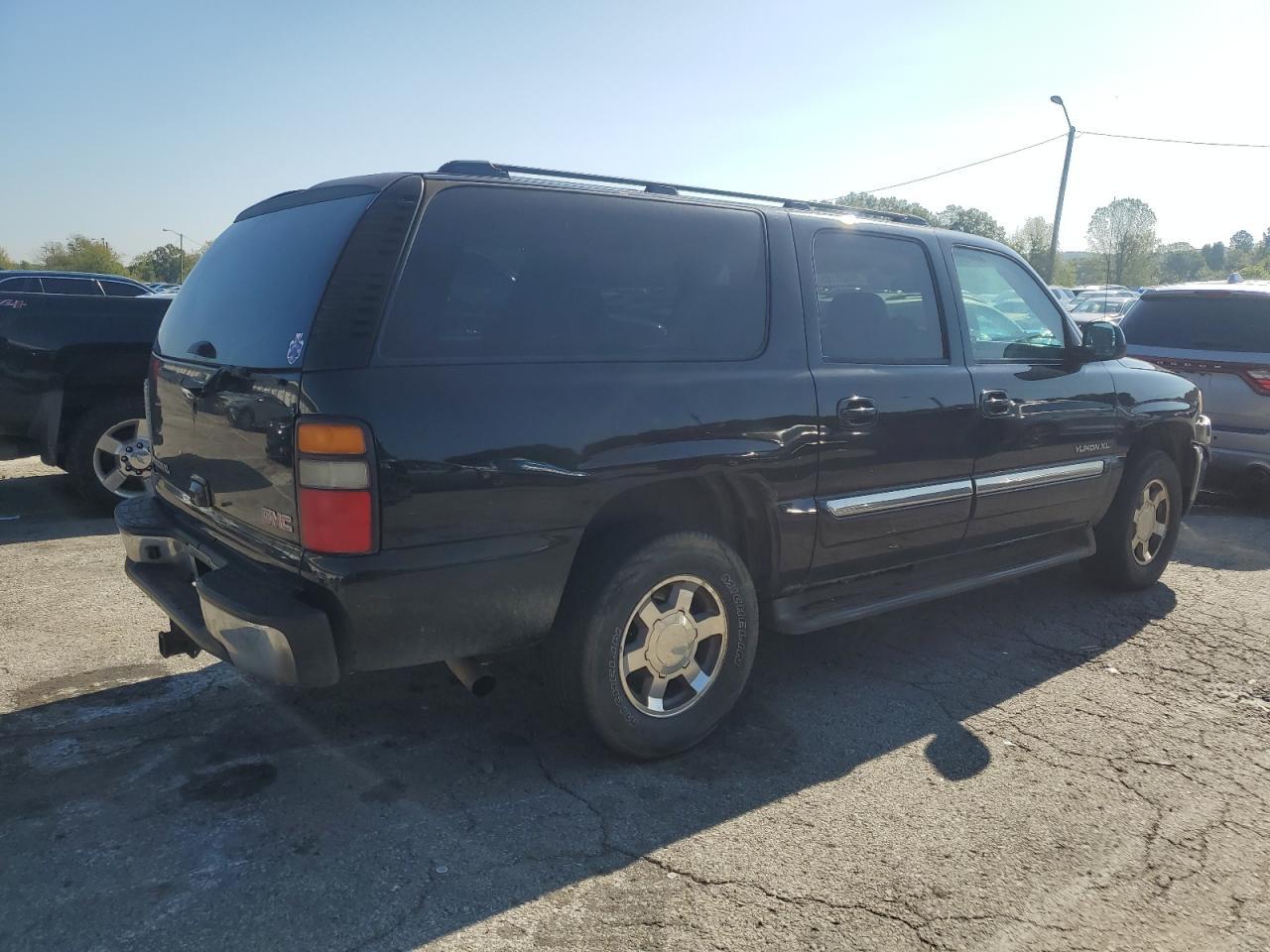 2005 GMC Yukon Xl K1500 - Фото 3