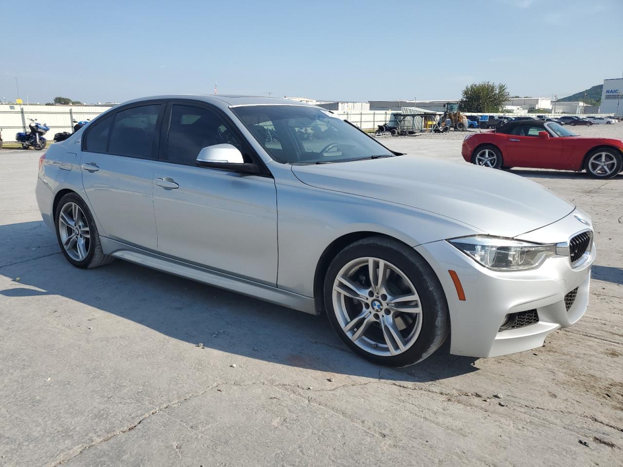 2018 BMW 330E - Image 4