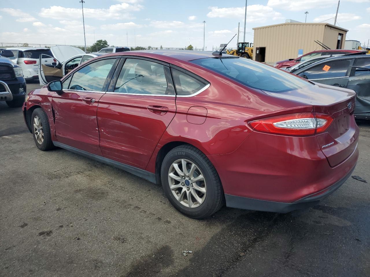 2016 Ford Fusion S - Фото 2