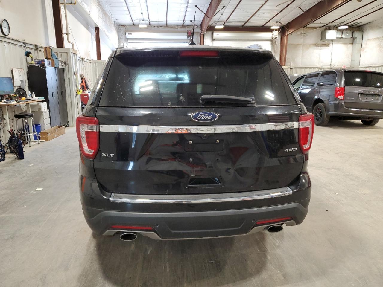 2018 Ford Explorer Xlt - Фото 6