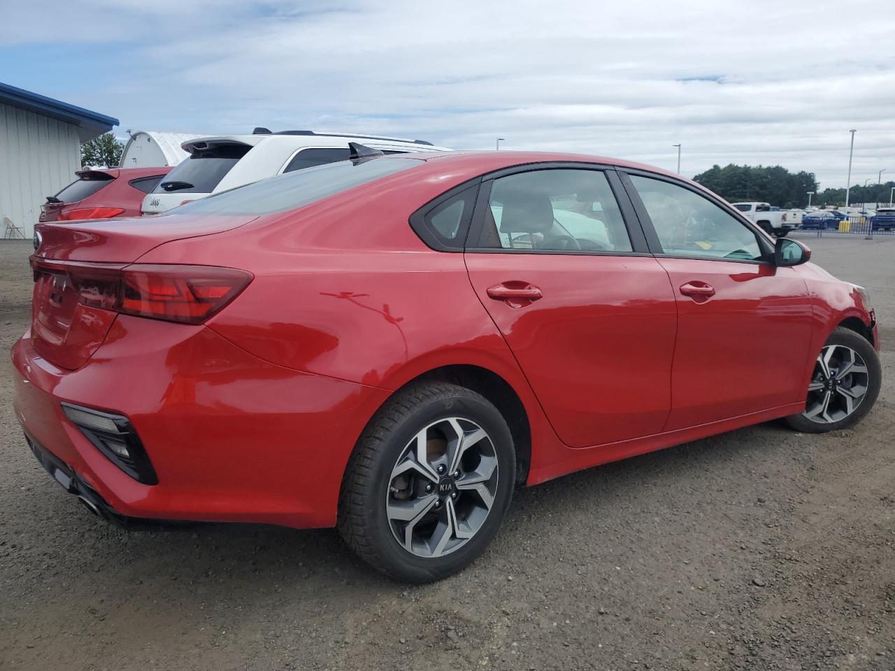 2021 Kia Forte Fe - Фото 3
