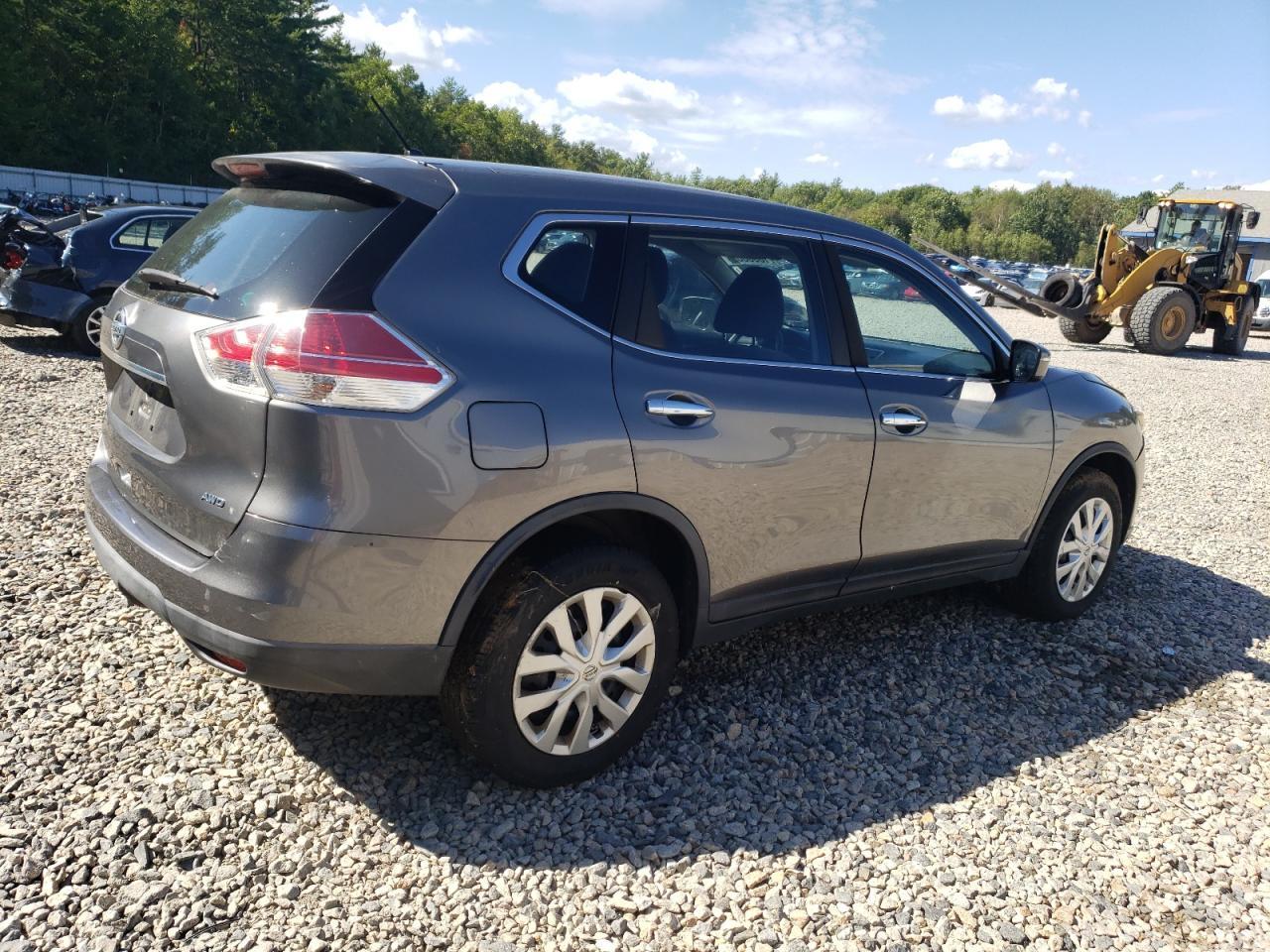 2015 Nissan Rogue S - Фото 3