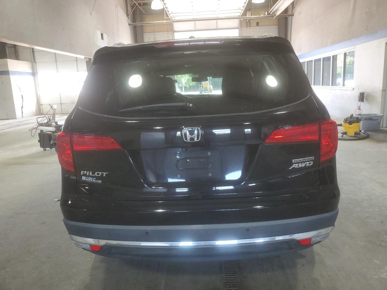 2017 Honda Pilot Touring - Фото 6