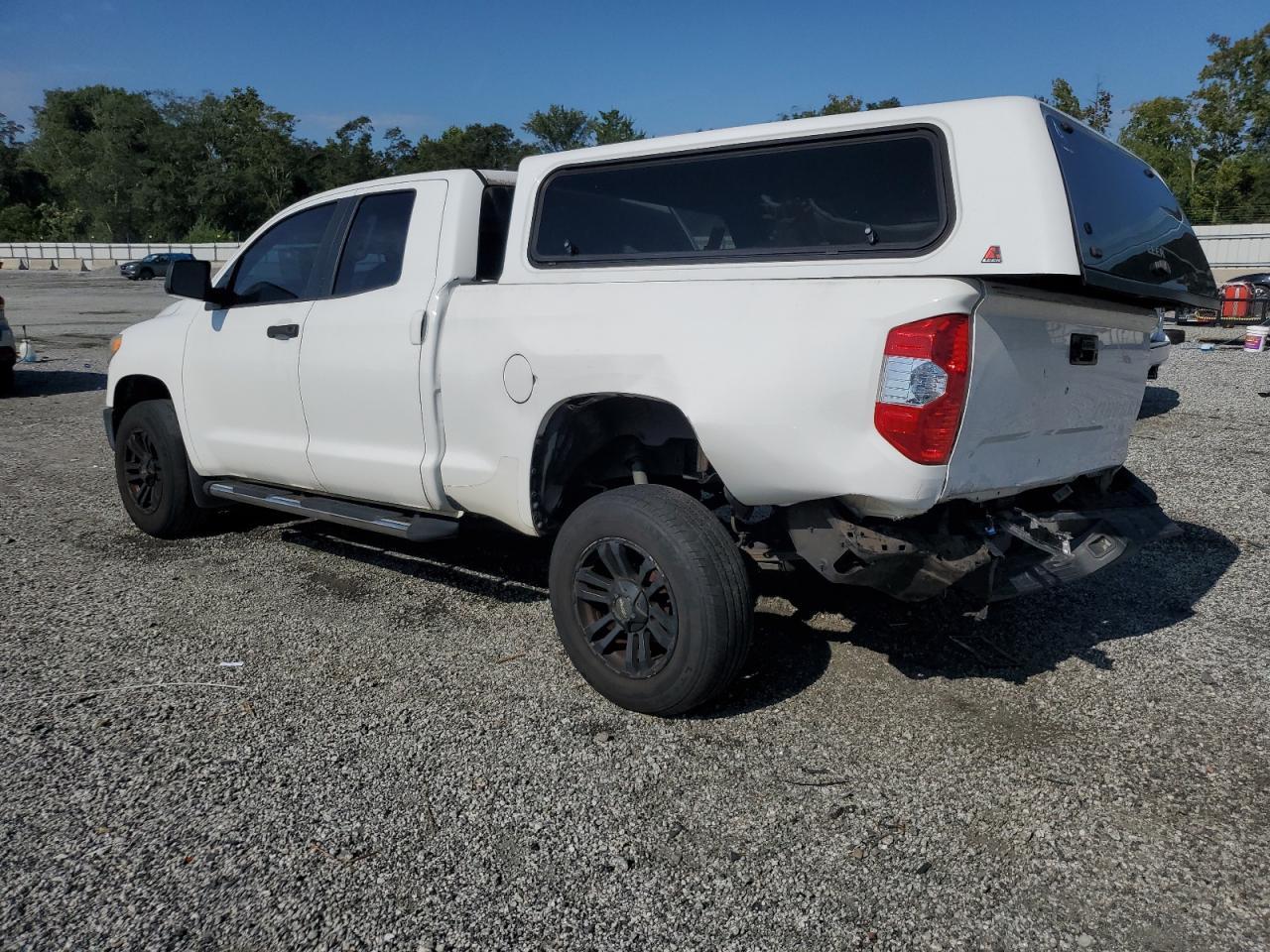 2014 Toyota Tundra Double Cab Sr - Image 2