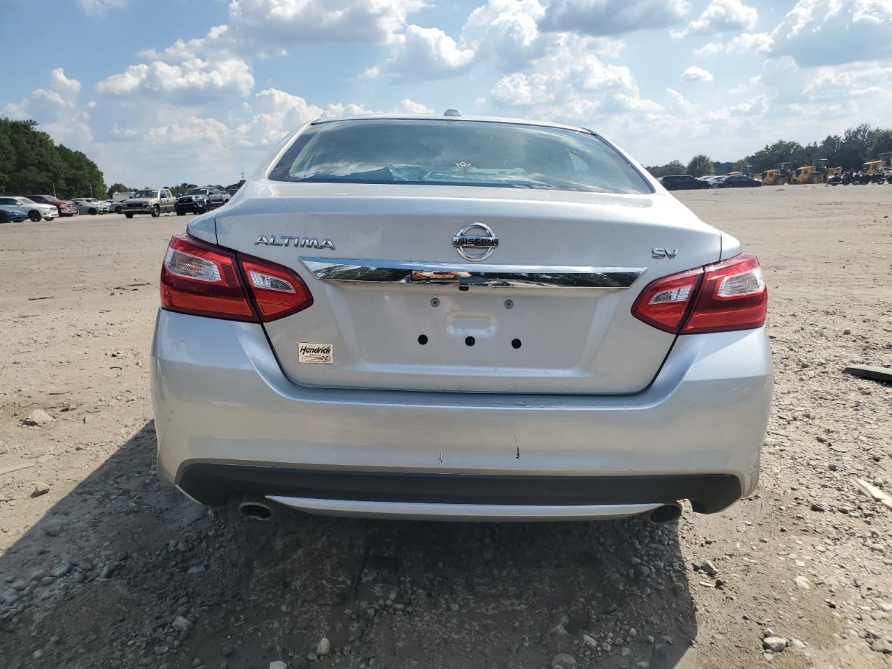 2017 Nissan Altima 2.5 - Фото 6