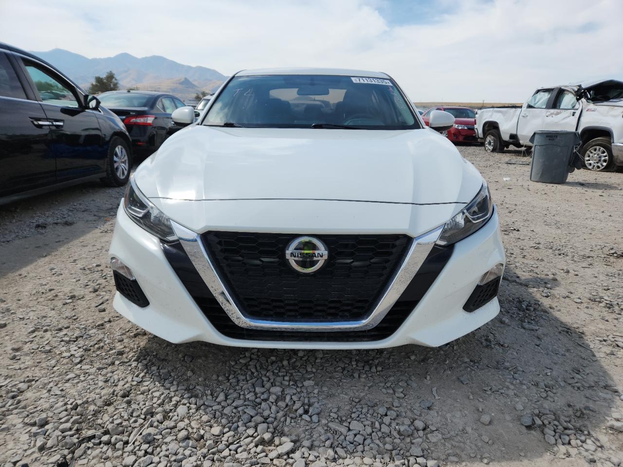 2019 Nissan Altima S - Фото 5