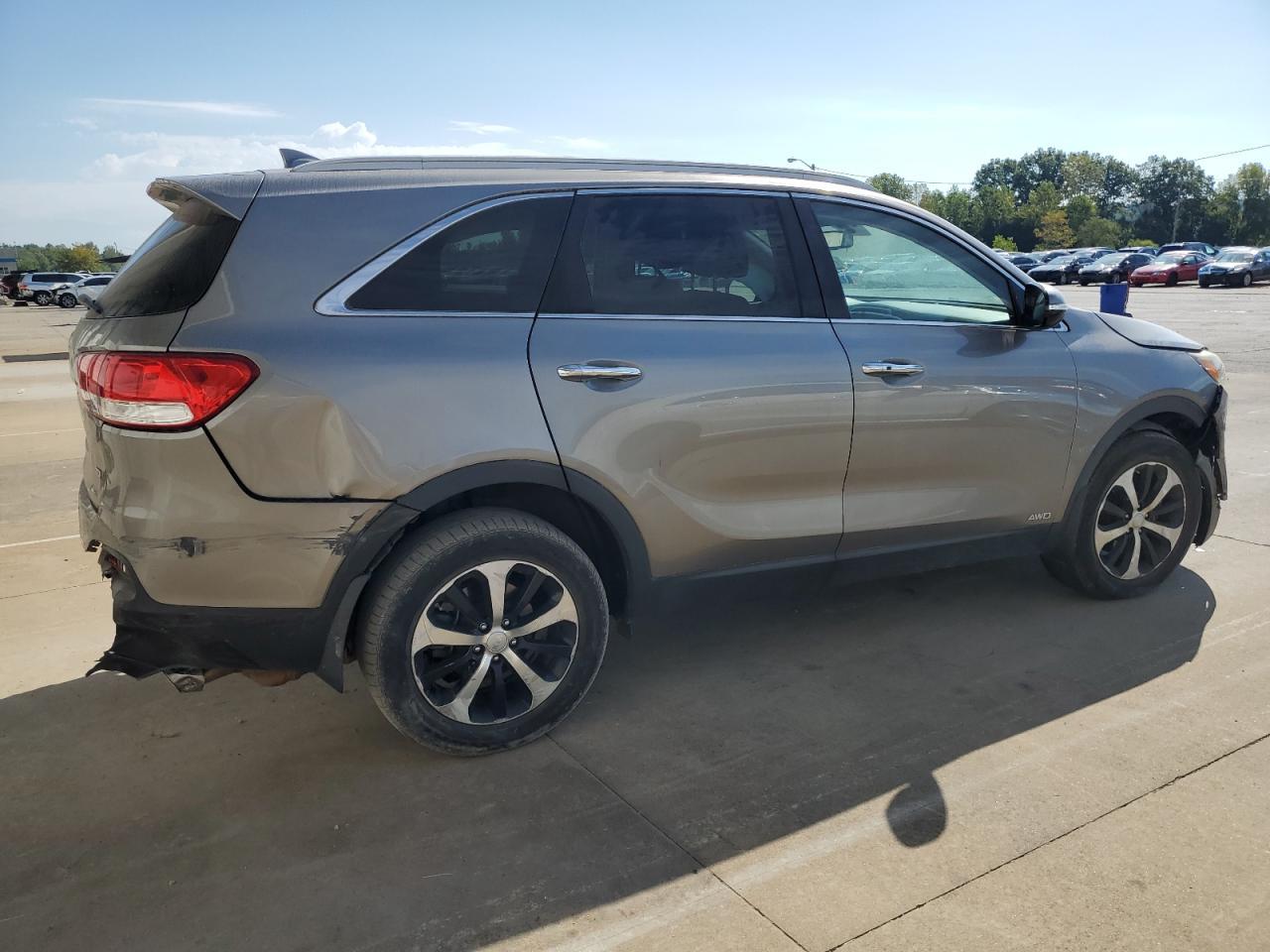 2017 Kia Sorento Ex - Image 3