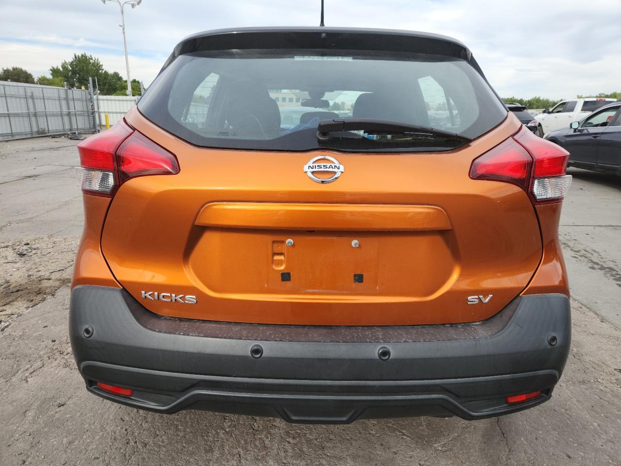2020 Nissan Kicks Sv - Image 6
