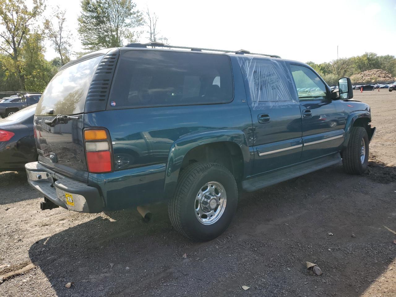 2006 Chevrolet Suburban K2500 - Image 3