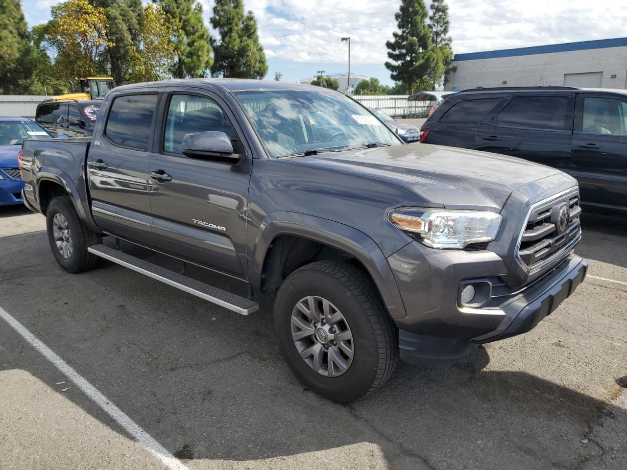 2019 Toyota Tacoma Double Cab - Фото 4