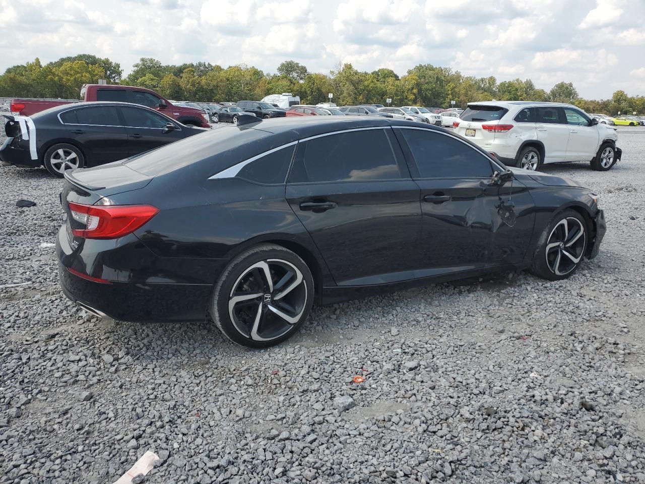 2018 Honda Accord Sport - Image 3