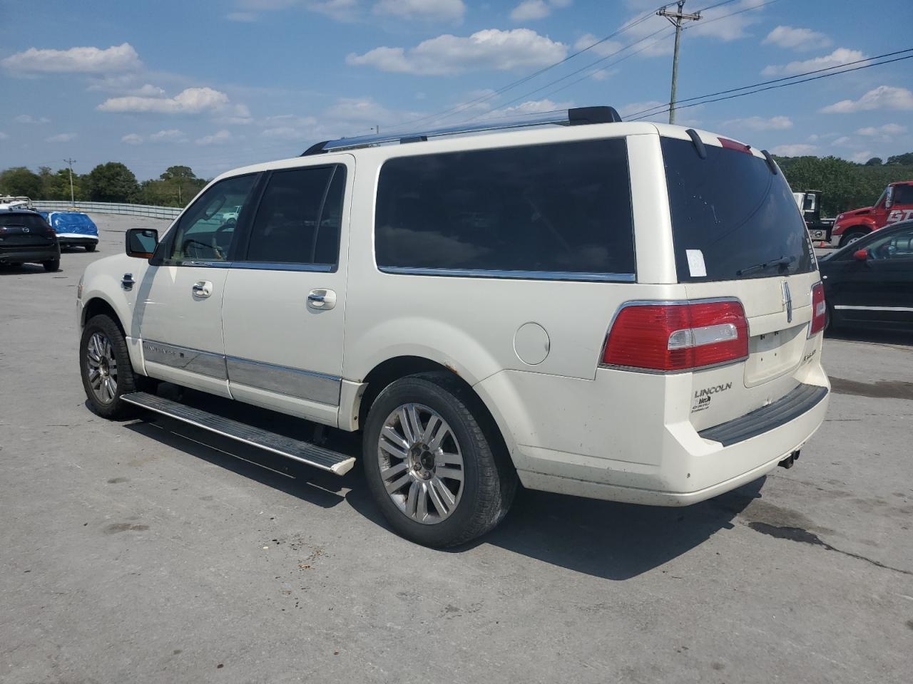 2008 Lincoln Navigator L - Фото 2