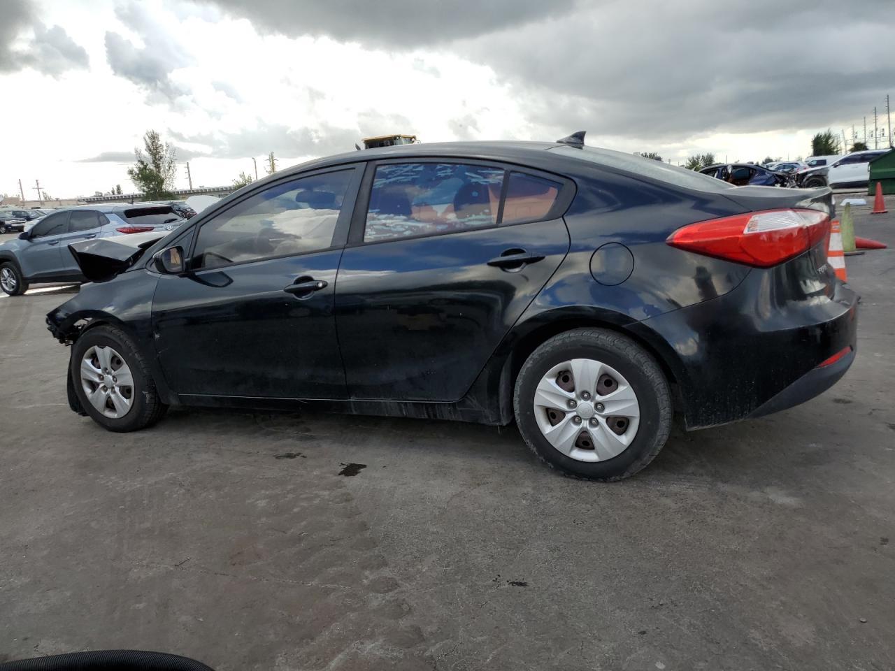 2016 Kia Forte Lx - Image 2