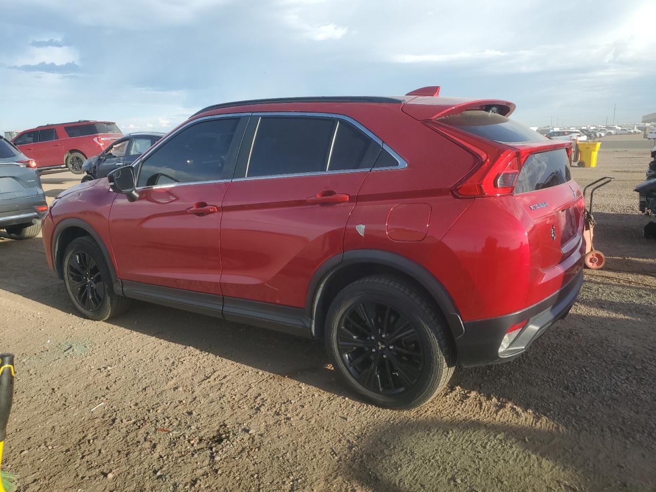 2019 Mitsubishi Eclipse Cross Le - Фото 2