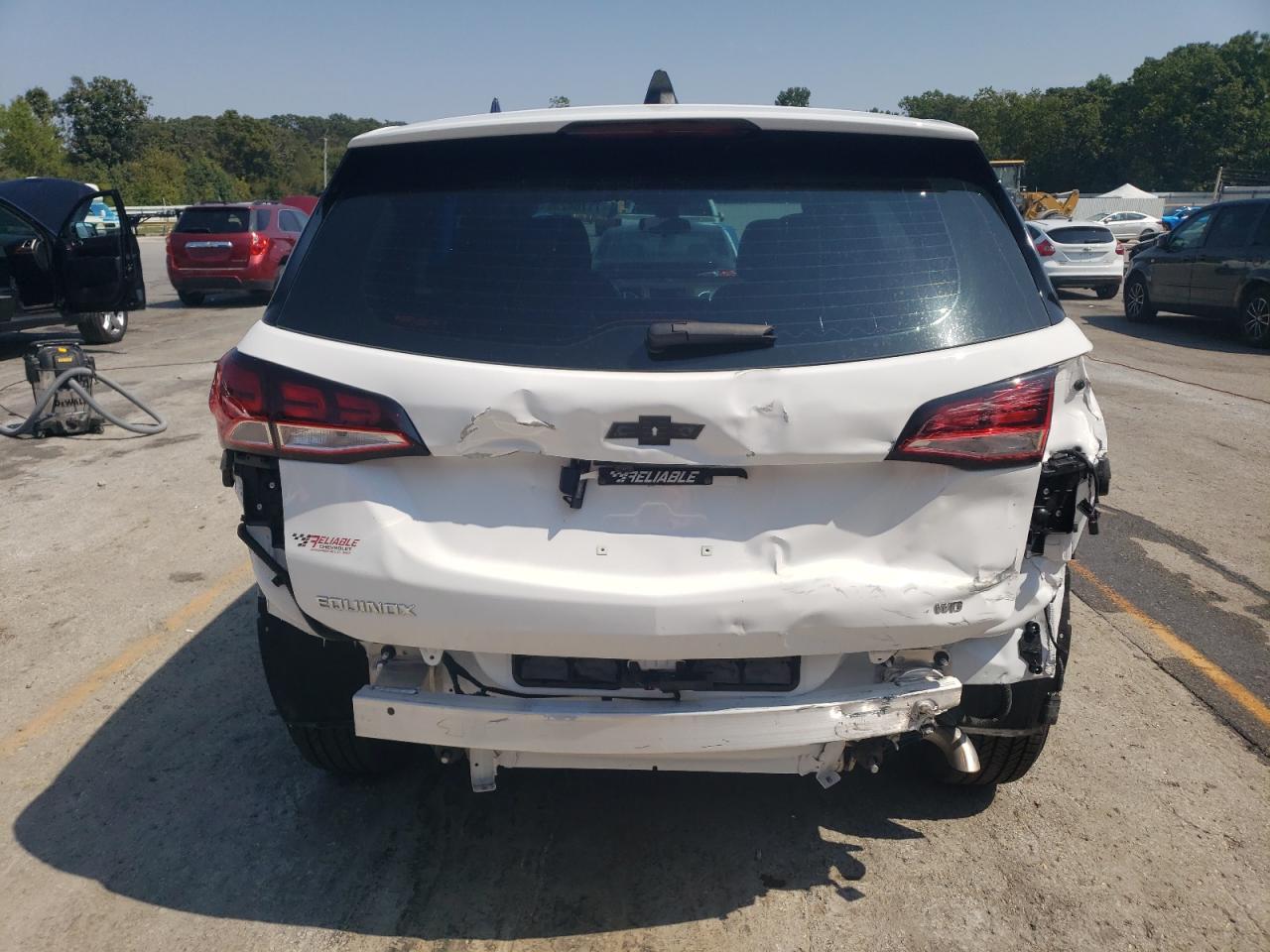 2024 Chevrolet Equinox Ls - Image 6