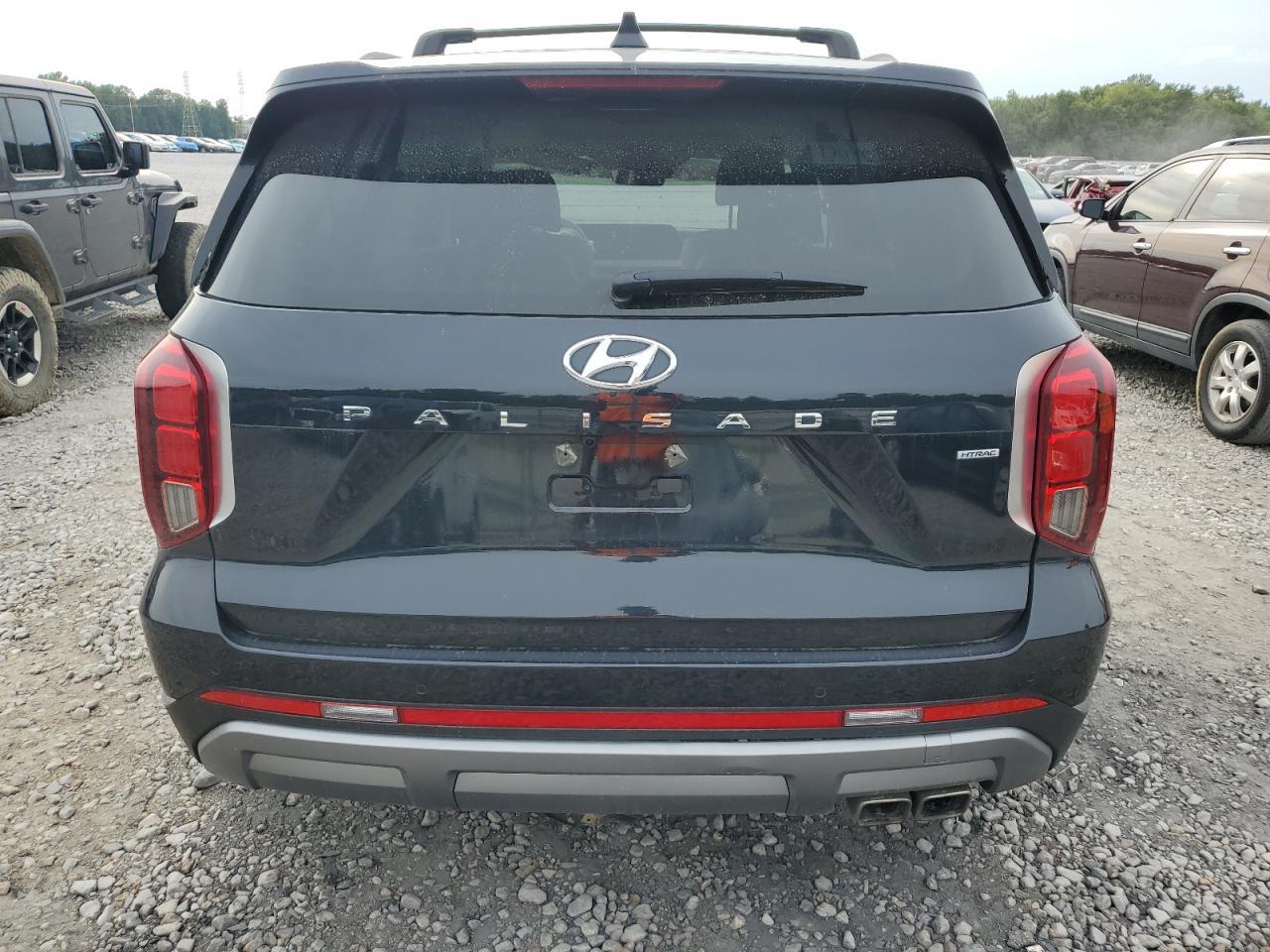 2024 Hyundai Palisade Limited - Image 6