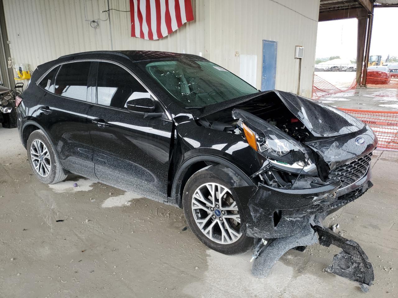2022 Ford Escape Sel - Image 4