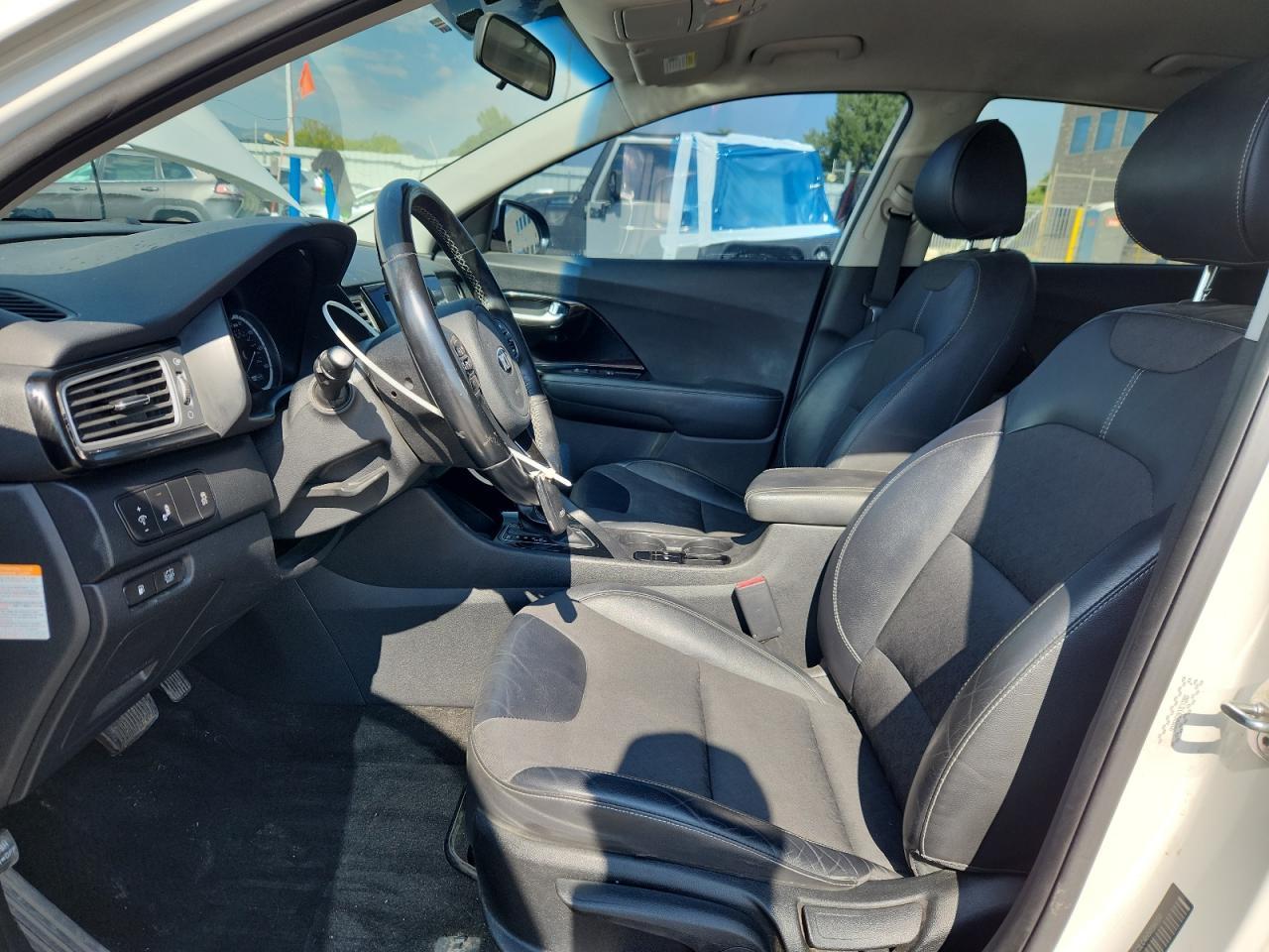 2017 Kia Niro Ex - Image 7