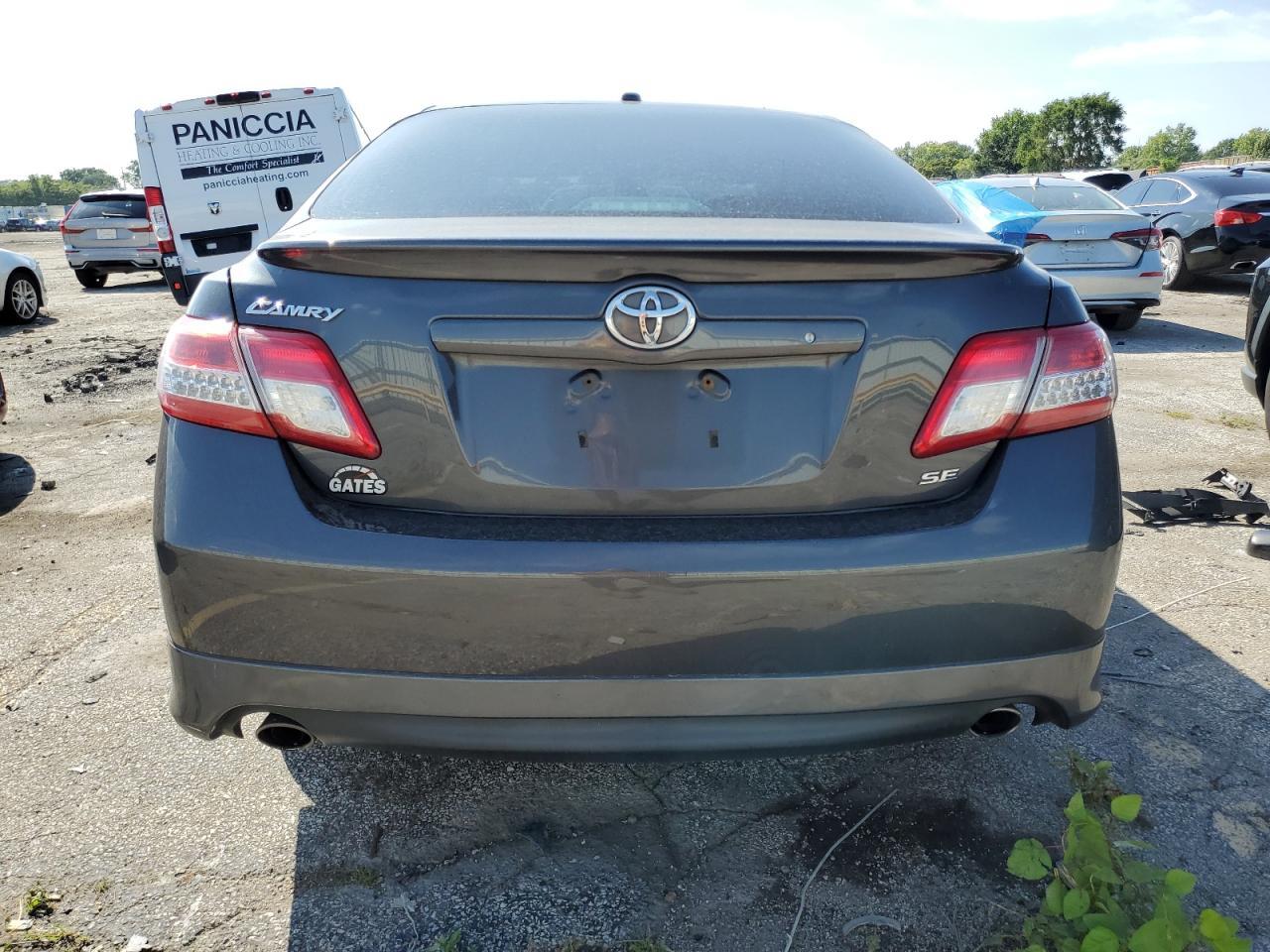 2010 Toyota Camry Se - Фото 6