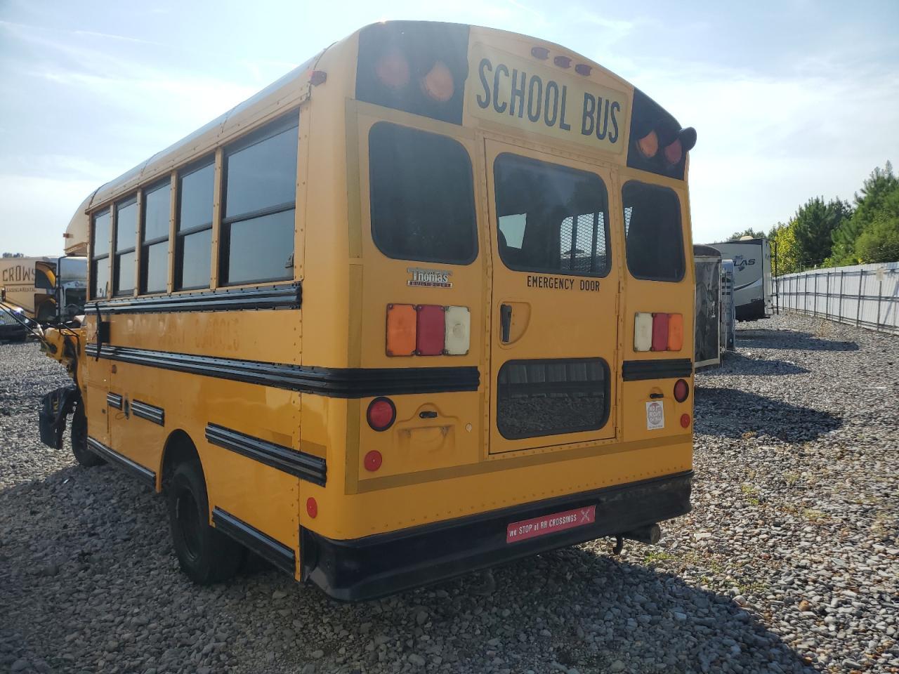 2010 Chevrolet Express Cutaway G4500 - Фото 3