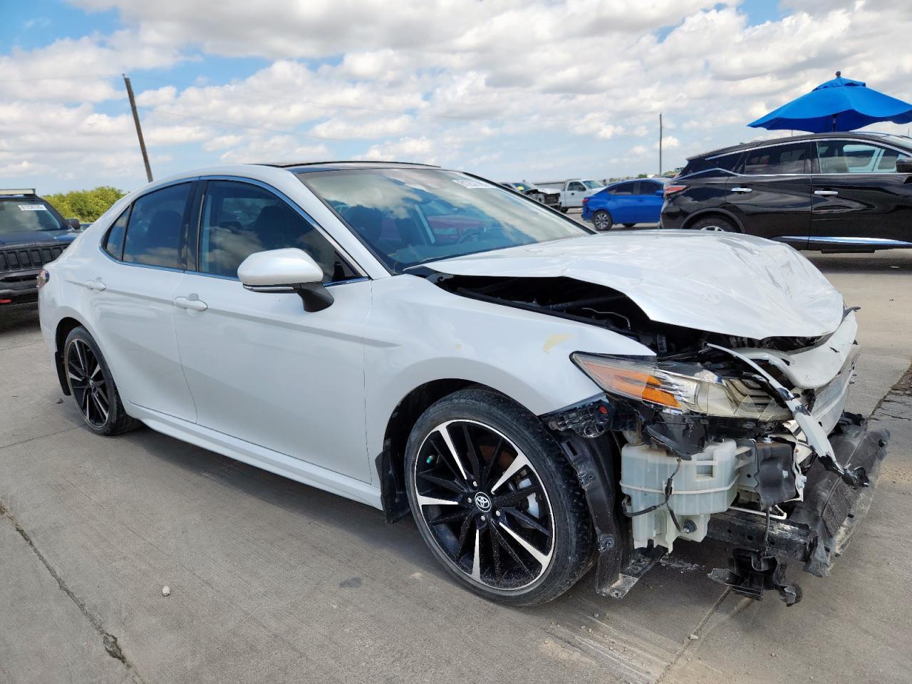 2019 Toyota Camry Xse - Image 4