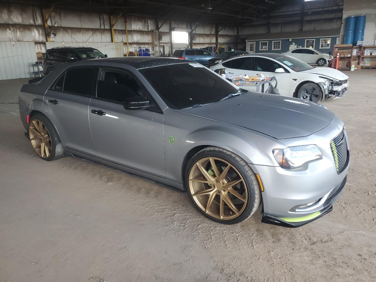 2016 Chrysler 300 Limited - Image 4