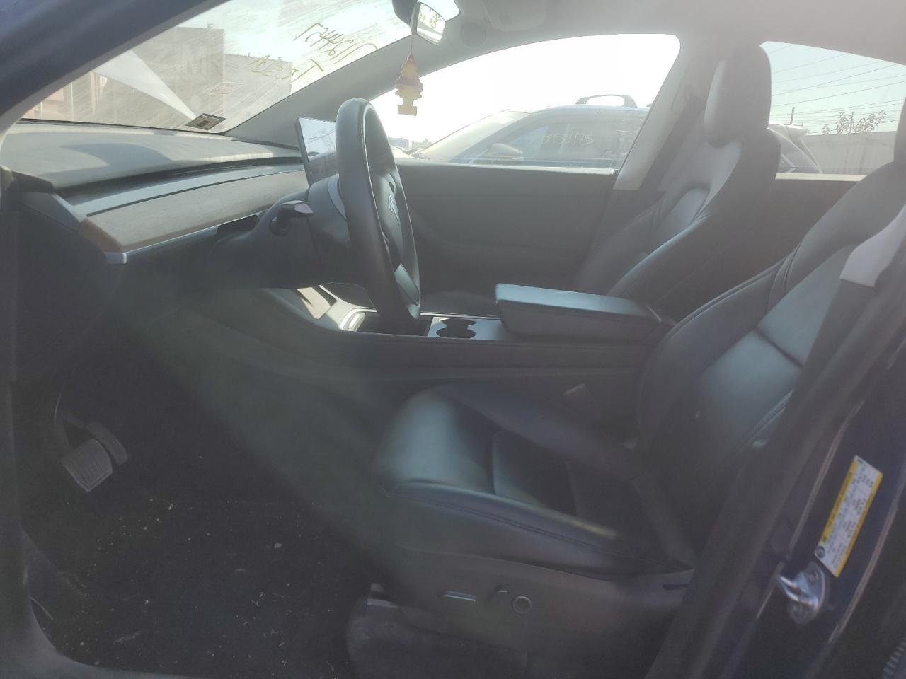 2022 Tesla Model Y - Фото 7