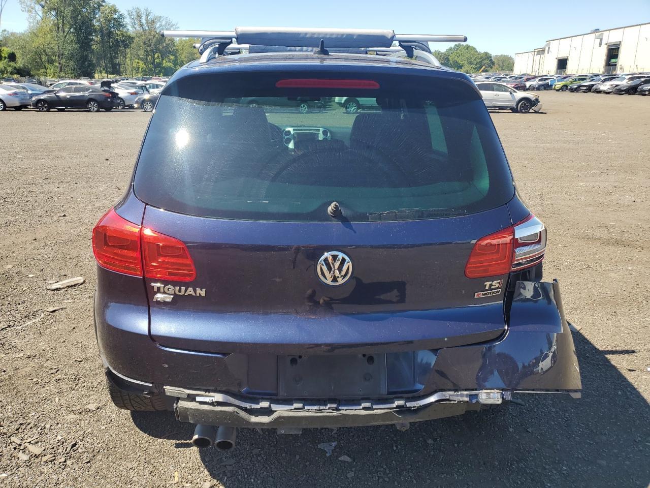 2016 Volkswagen Tiguan S - Image 6