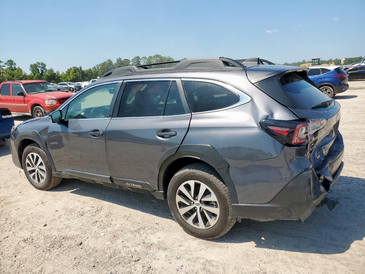 2025 Subaru Outback Premium - Фото 2