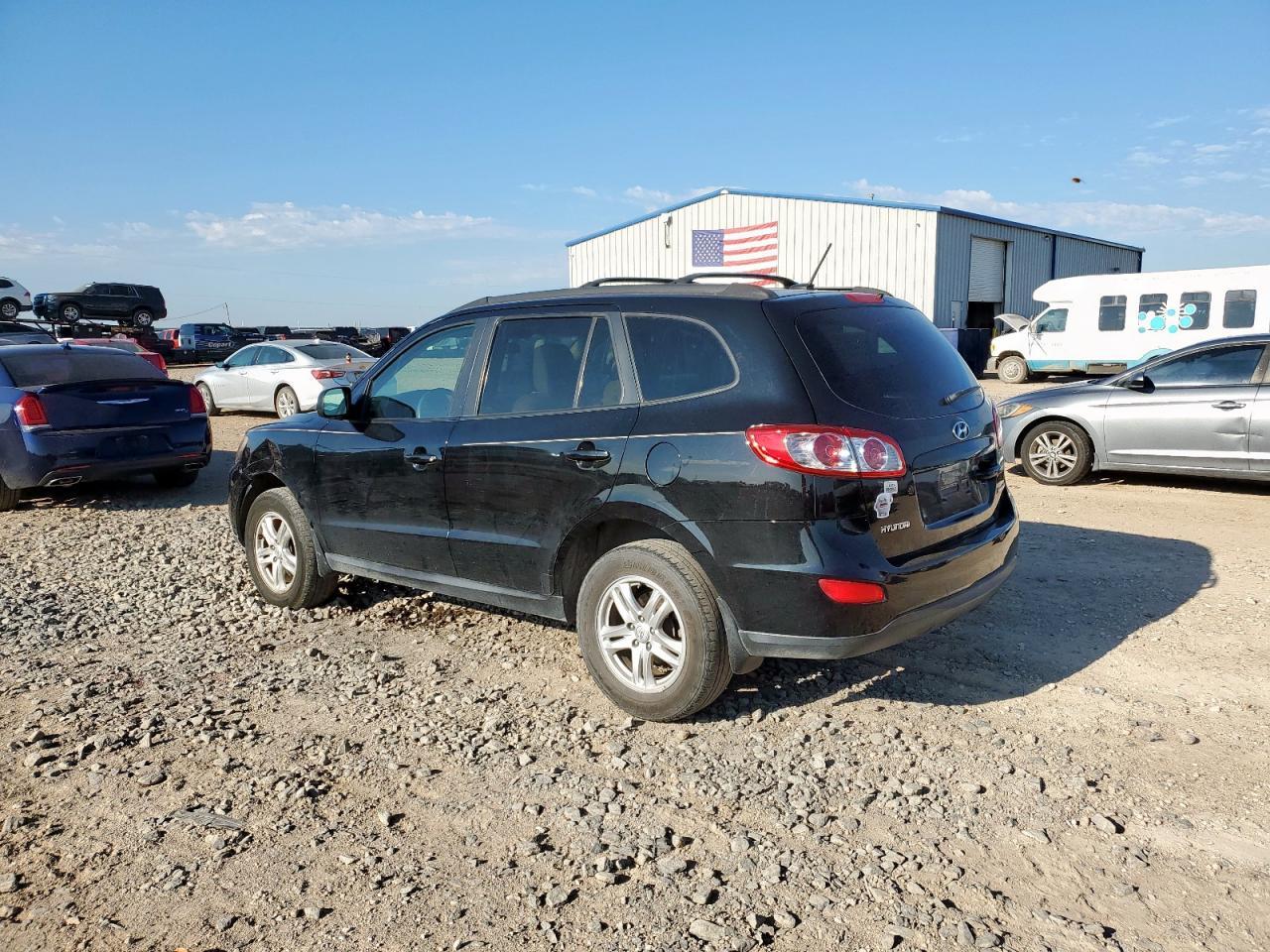 2011 Hyundai Santa Fe Gls - Image 2