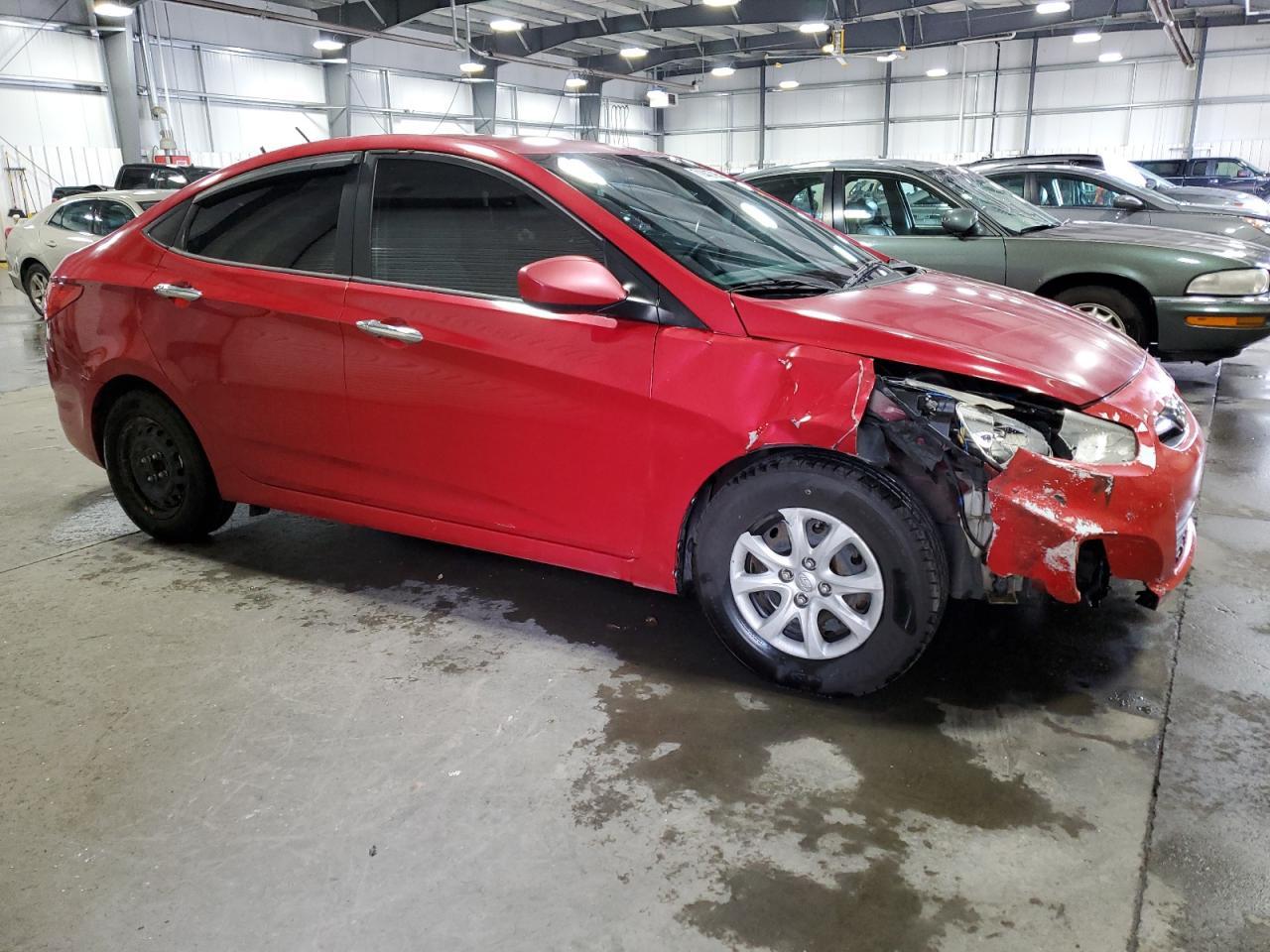2013 Hyundai Accent Gls - Фото 4