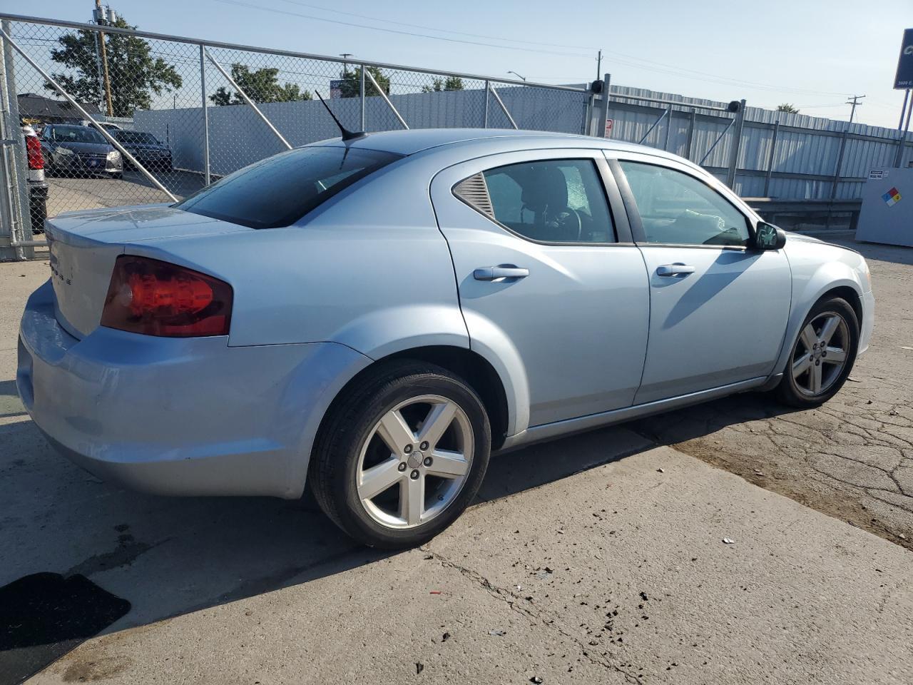 2013 Dodge Avenger Se - Фото 3