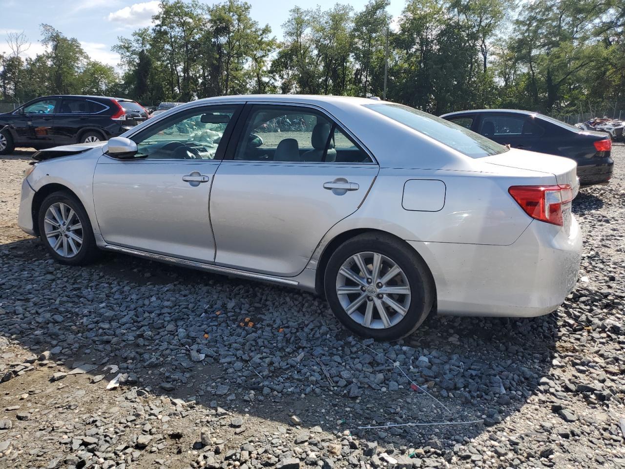 2013 Toyota Camry L - Image 2