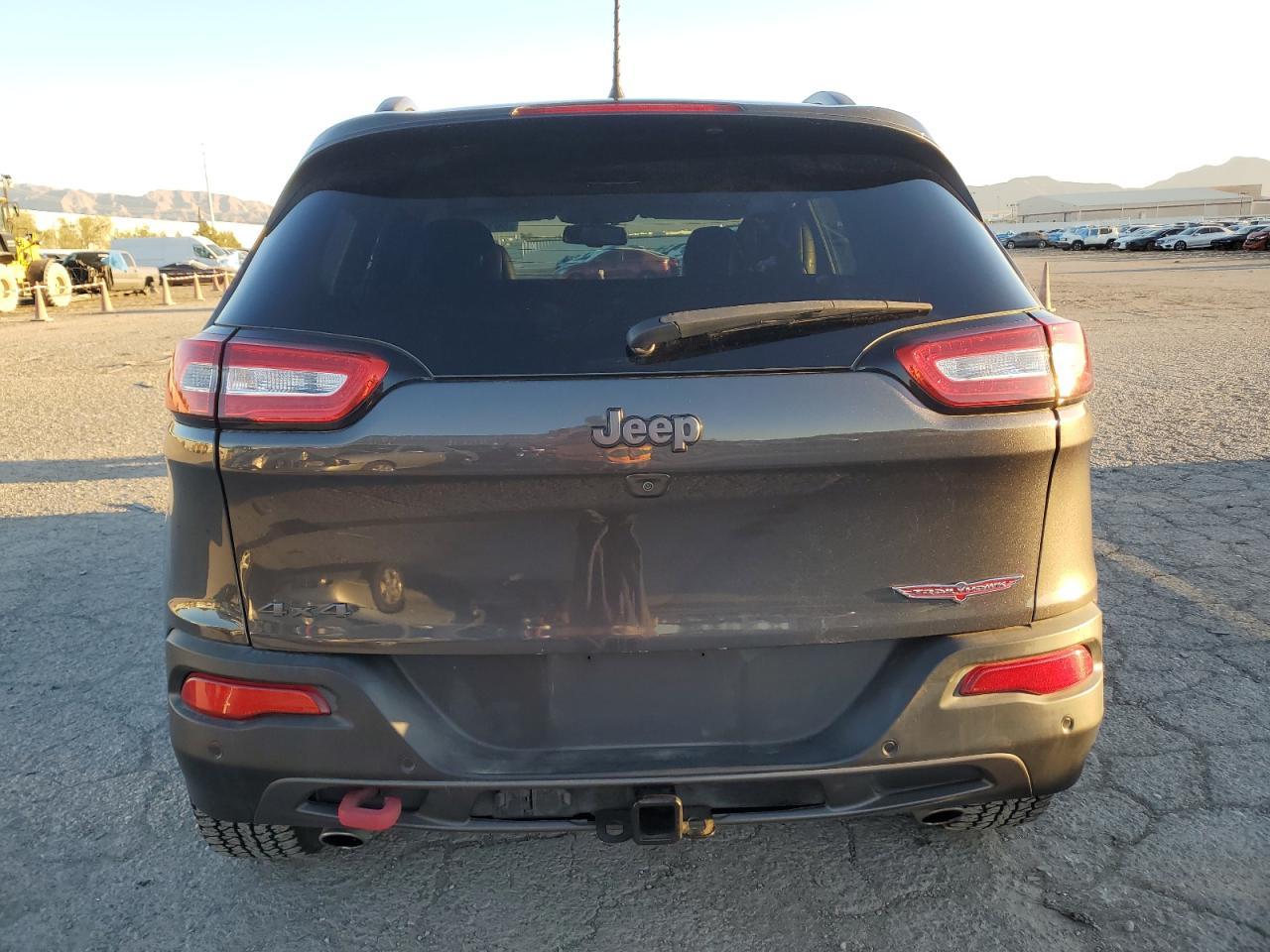 2016 Jeep Cherokee Trailhawk - Фото 6