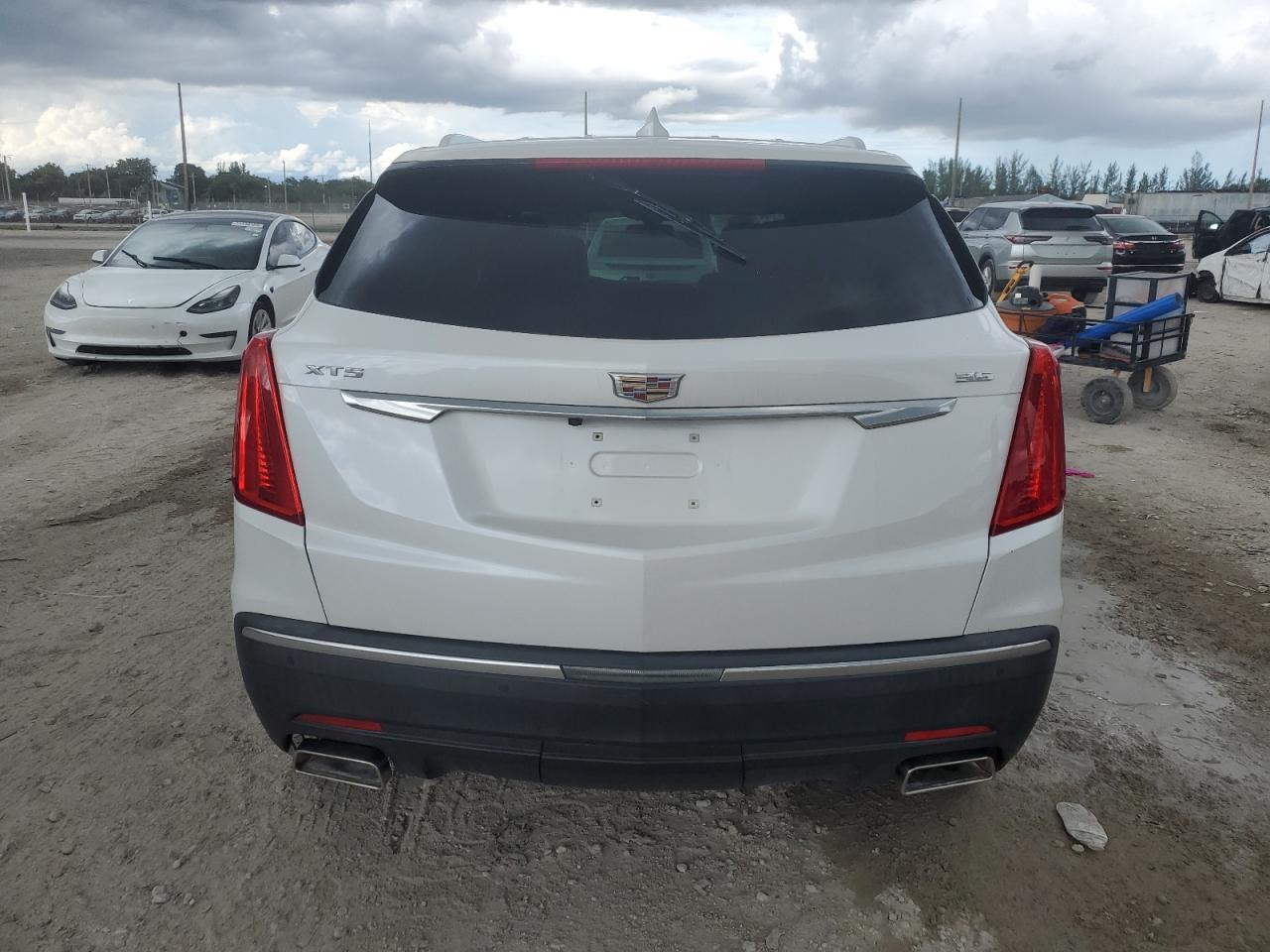2018 Cadillac Xt5 - Image 6
