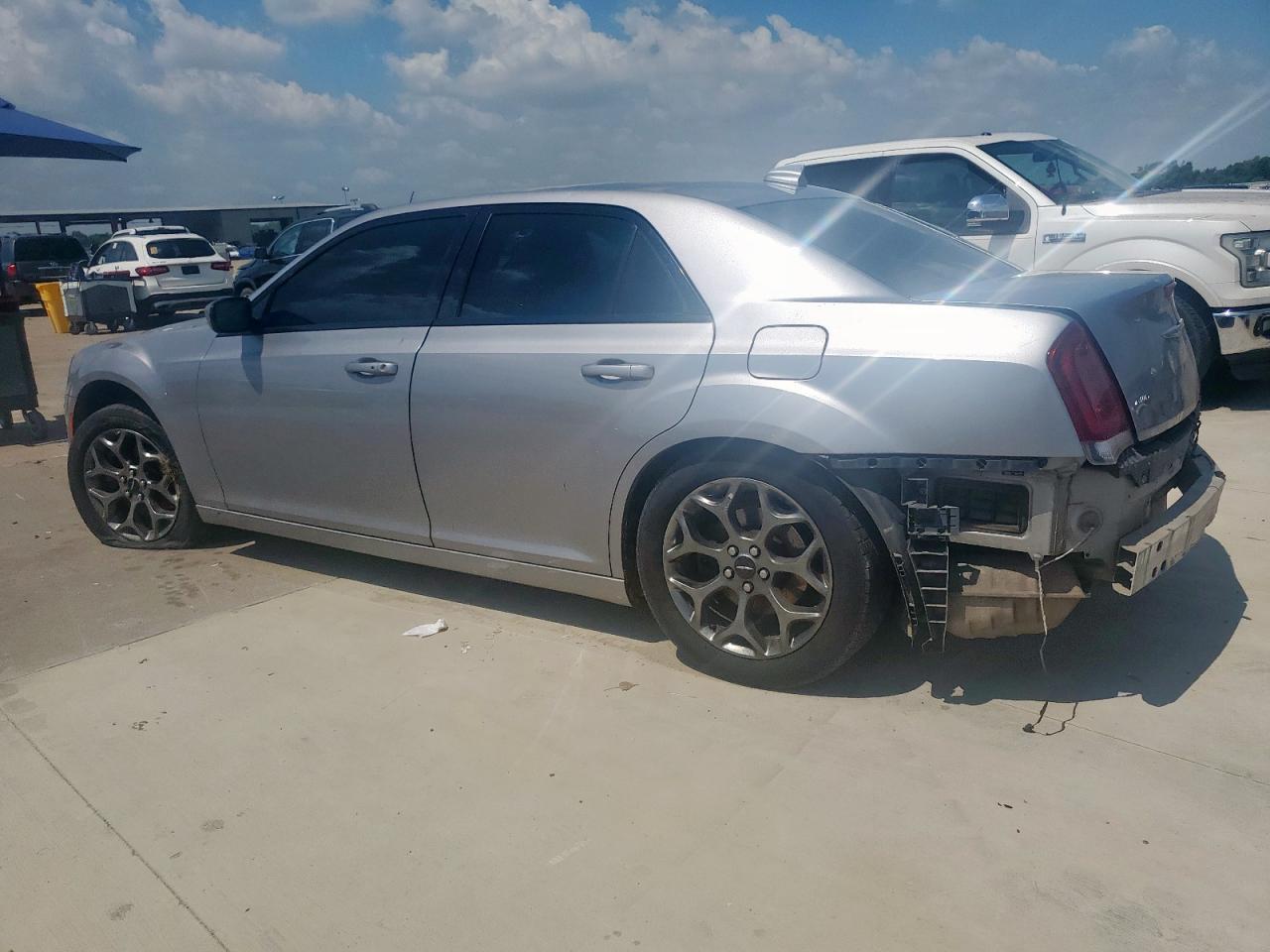 2016 Chrysler 300 S - Image 2