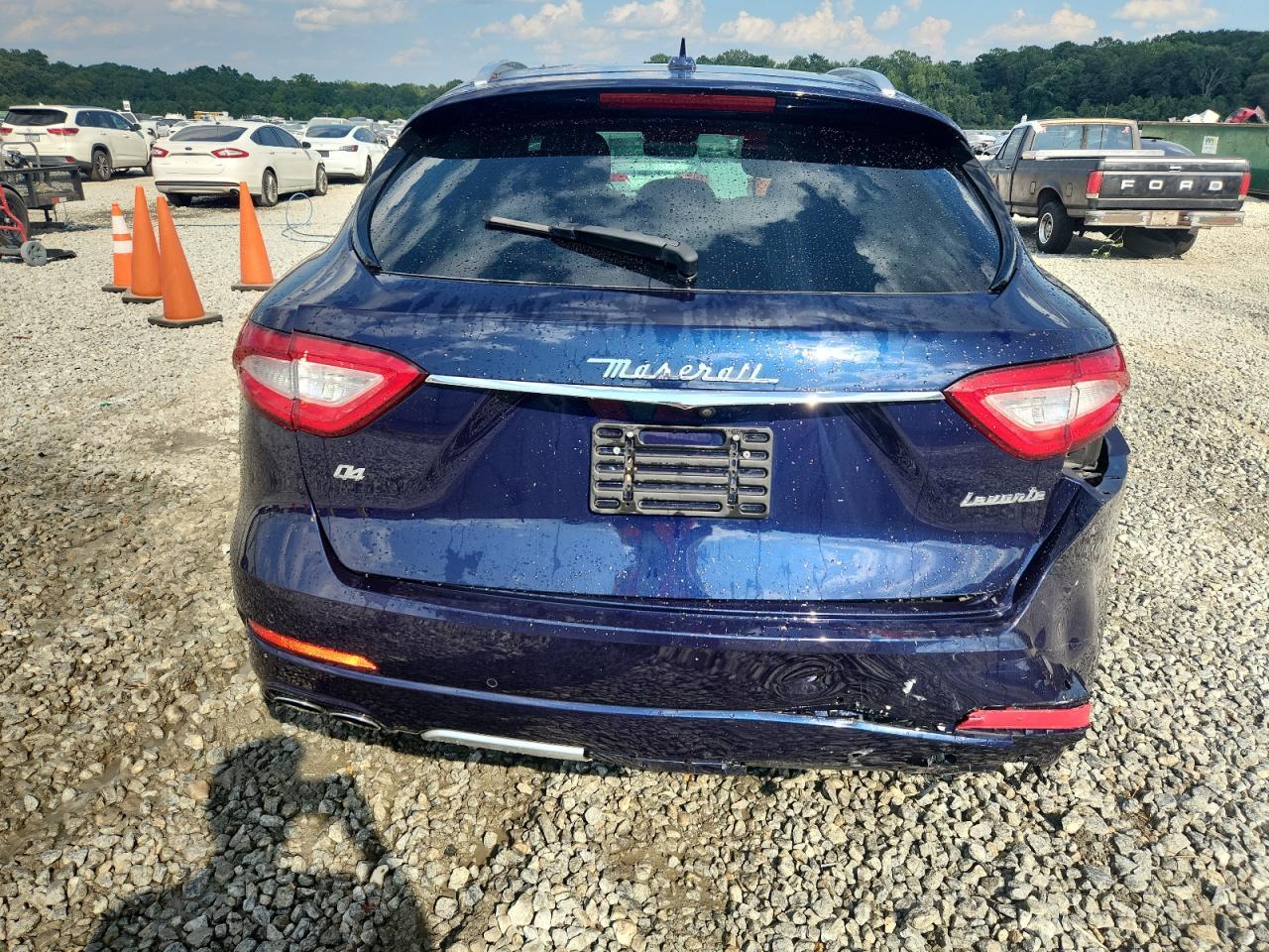 2019 Maserati Levante Luxury - Image 6