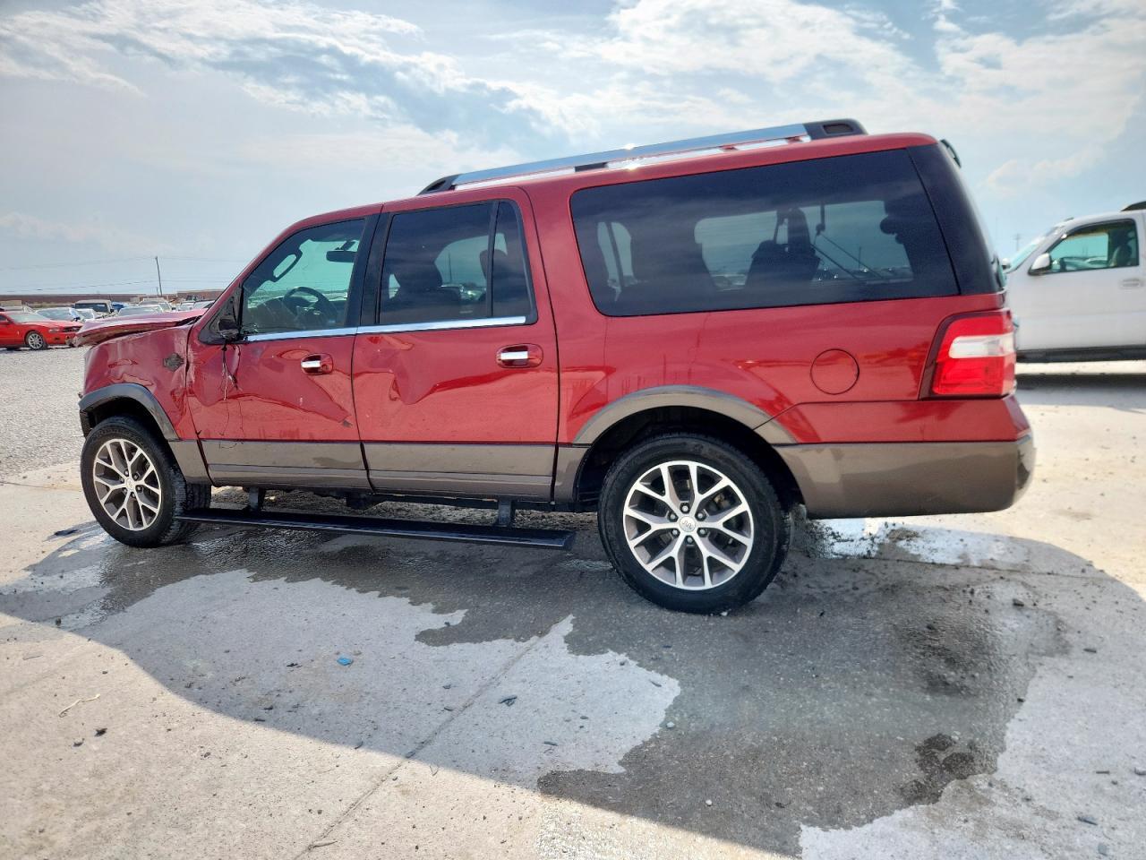 2017 Ford Expedition El Xlt - Фото 2