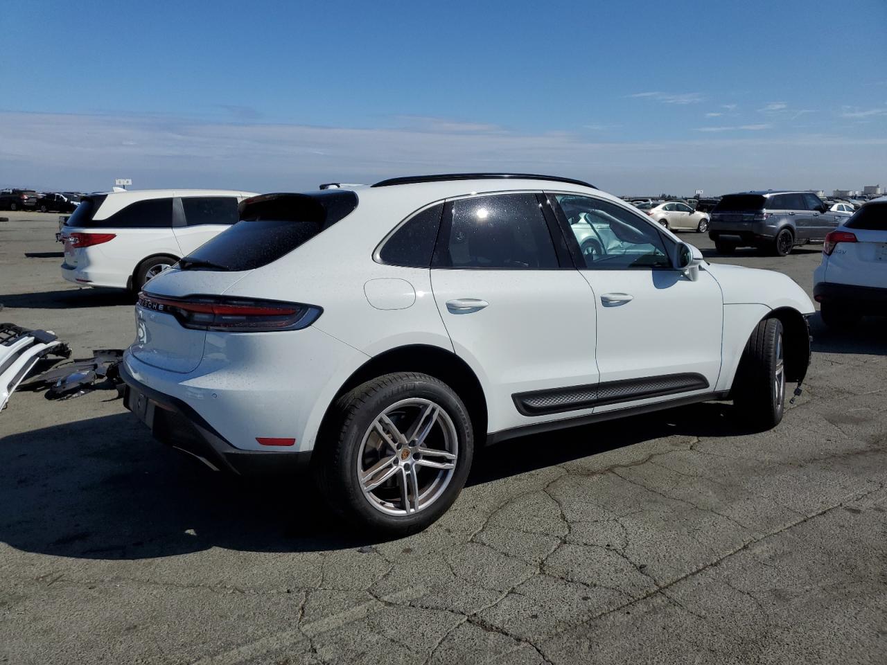 2024 Porsche Macan Base - Фото 3