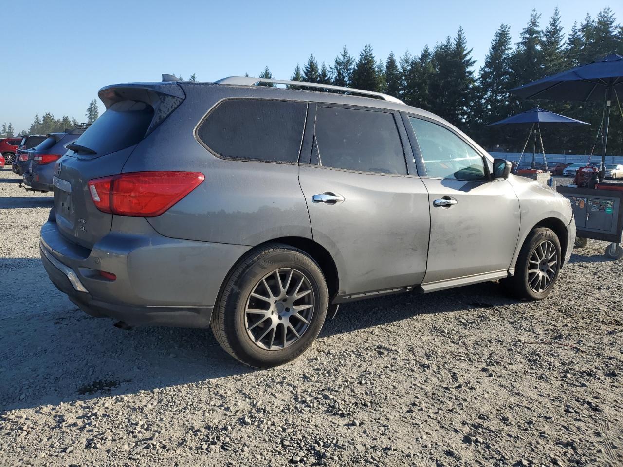 2019 Nissan Pathfinder S - Фото 3