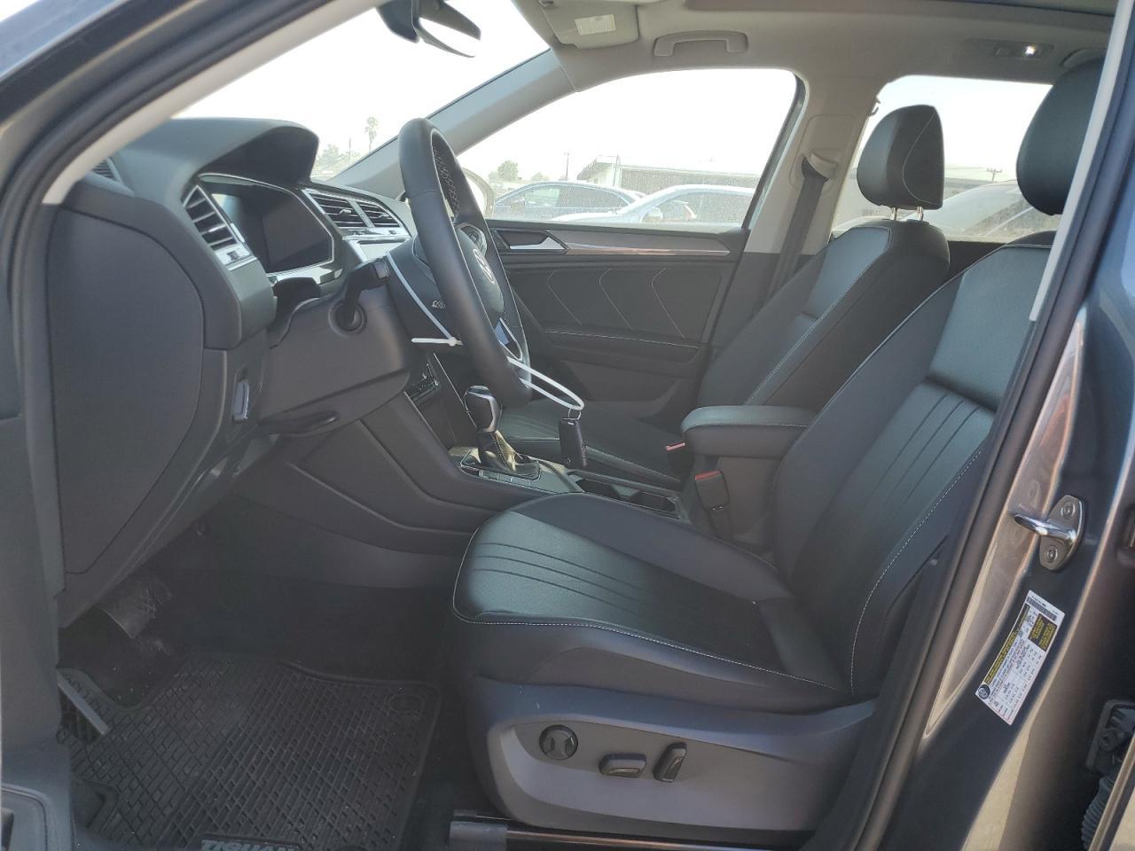 2024 Volkswagen Tiguan Se - Image 7