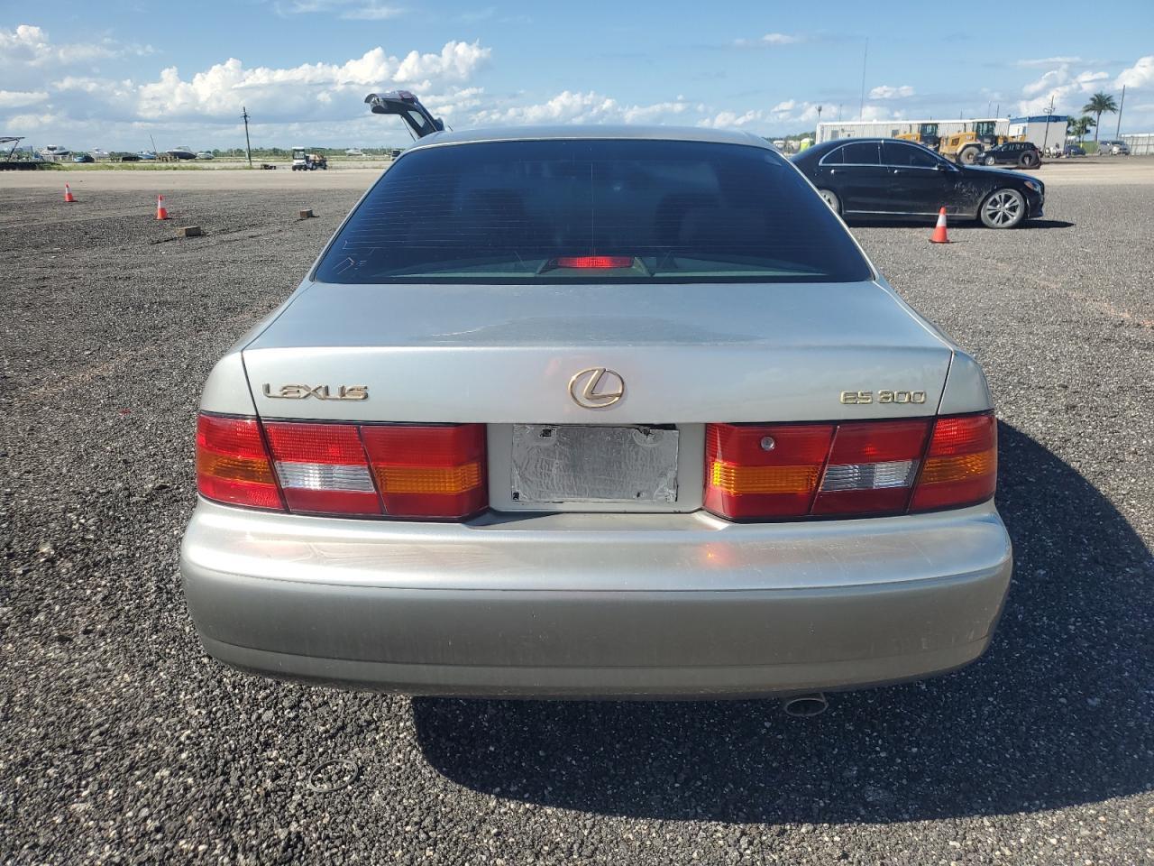 1999 Lexus Es 300 - Фото 6